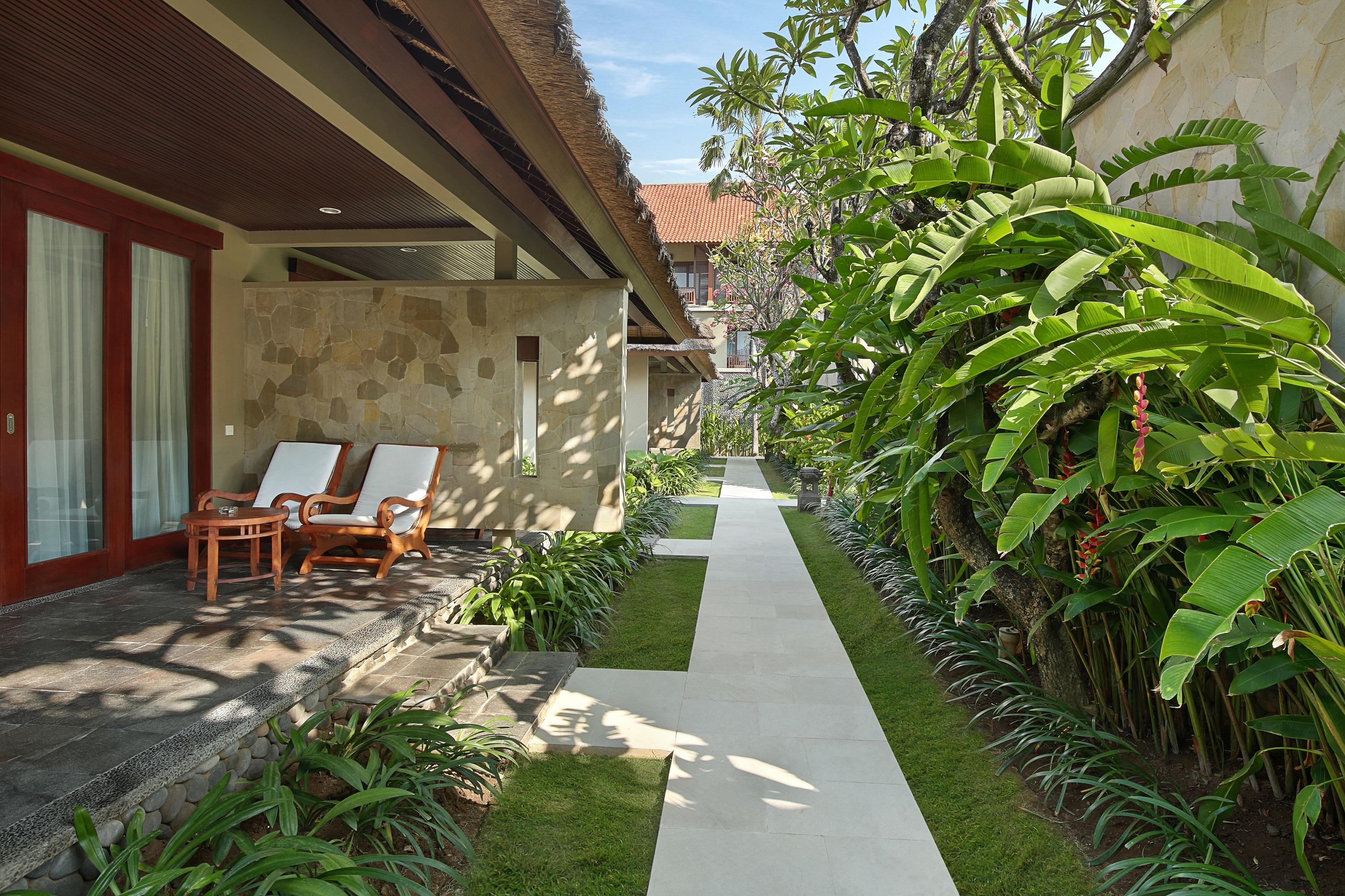 Bali Niksoma Boutique Beach Resort Legian Exteriör bild A view of the hotel