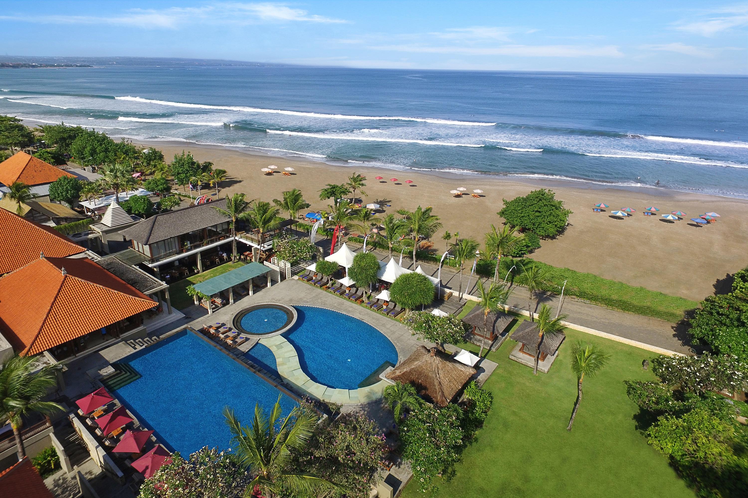 Bali Niksoma Boutique Beach Resort Legian Exteriör bild Aerial view of the resort